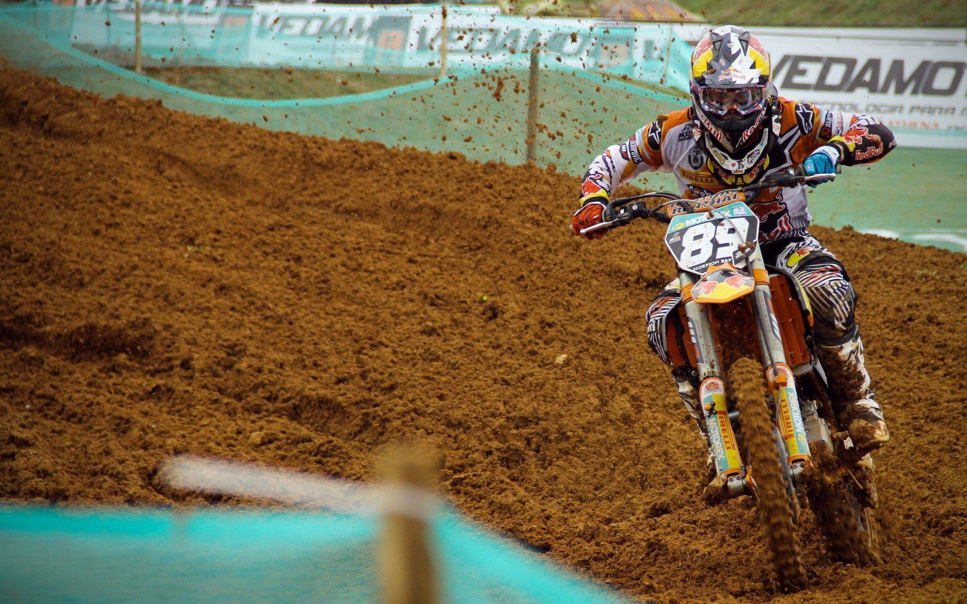 华体会平台：大连人青春风暴对决国安锋霸巴坎布